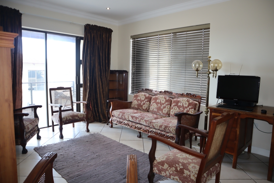 To Let 3 Bedroom Property for Rent in Wavecrest Eastern Cape